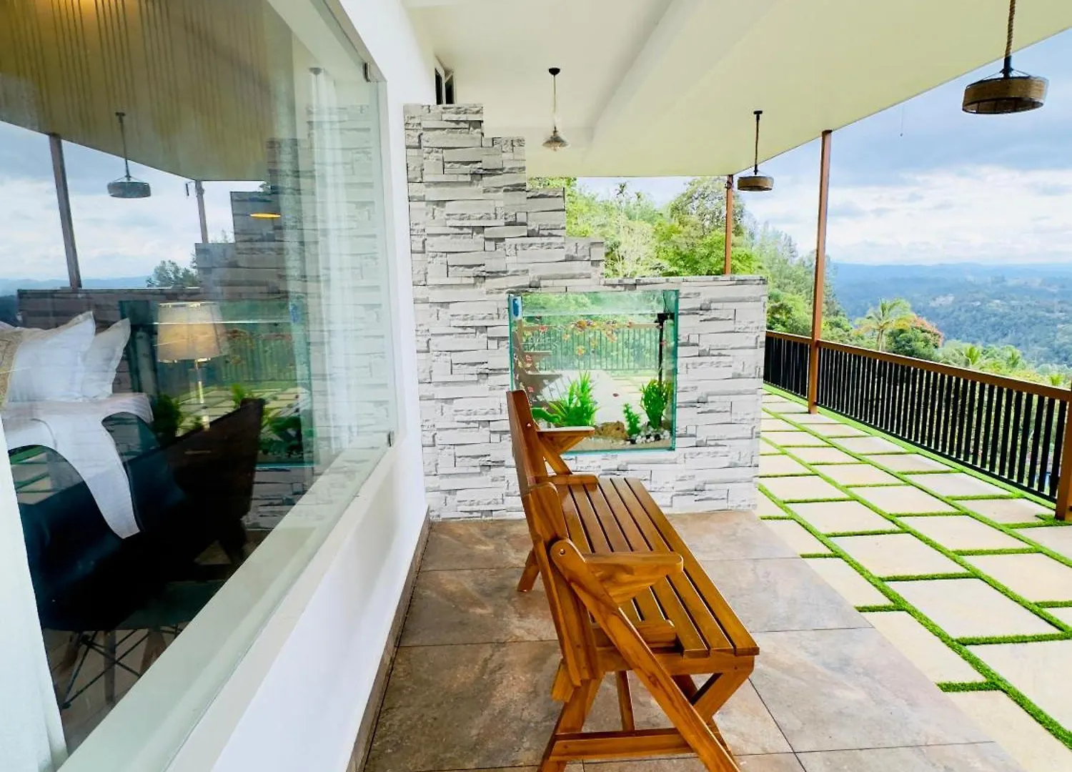 Hotel Misty Wonders Munnar